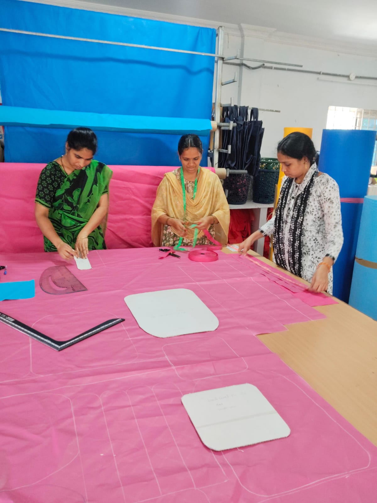 KIK Manufacturing team workspace